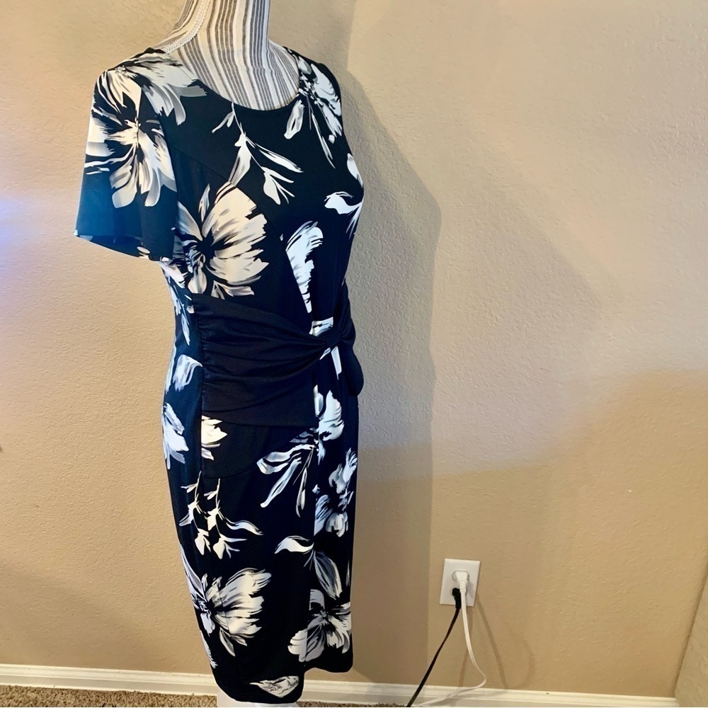 NWT VfEmage Dress Med Black White Floral Short Sleeve Black Bow at Waist Midi - Picture 5 of 16